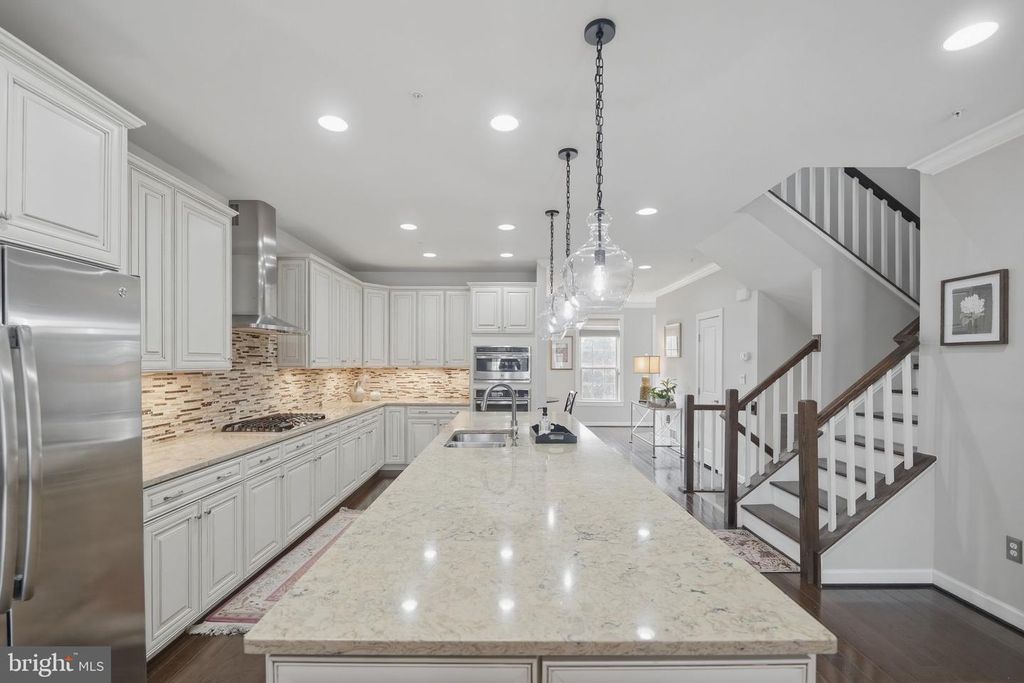 4 WEDGE WAY, Pikesville, MD 21208