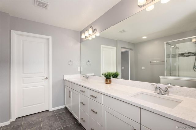 26824 E Quarto Place, Aurora, CO 80016