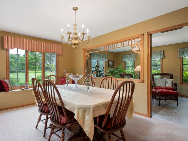 295 W Grandin Road, Morris, IL 60450