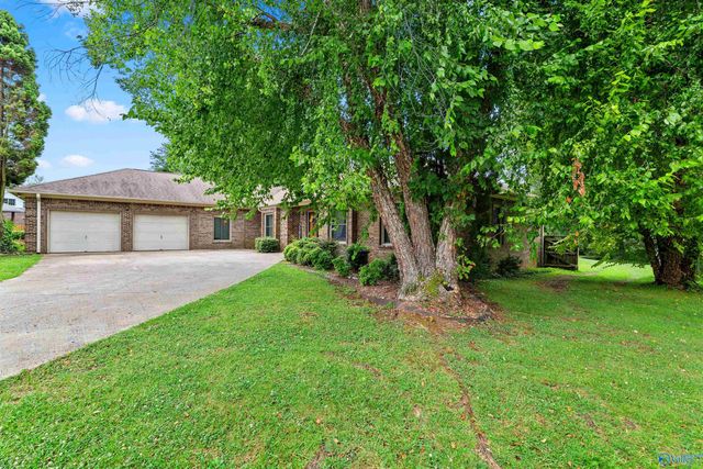102 Maverick Drive, Harvest, AL 35749