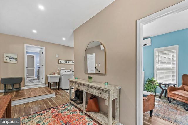 6492 AIRLIE RD, Warrenton, VA 20187