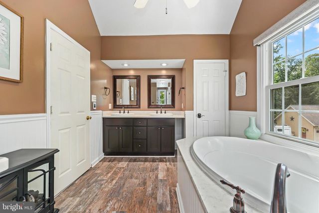 6492 AIRLIE RD, Warrenton, VA 20187