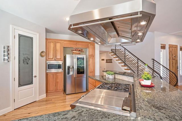 20758 S Manzanita Hills Rd, Colfax, CA 95713