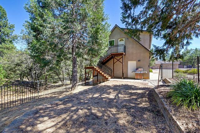 20758 S Manzanita Hills Rd, Colfax, CA 95713