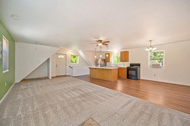 20758 S Manzanita Hills Rd, Colfax, CA 95713