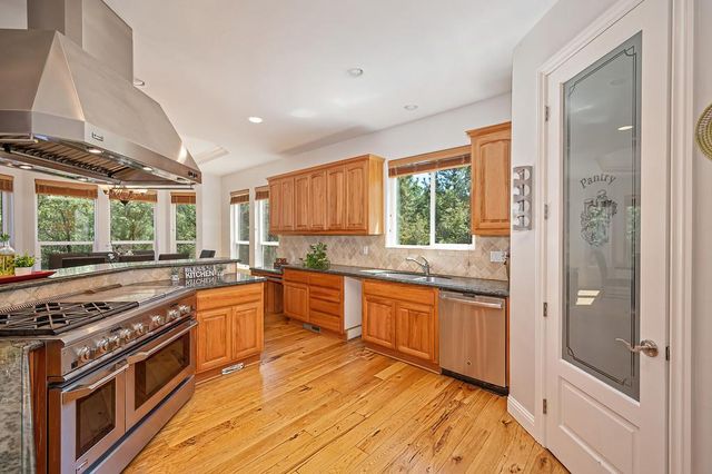 20758 S Manzanita Hills Rd, Colfax, CA 95713