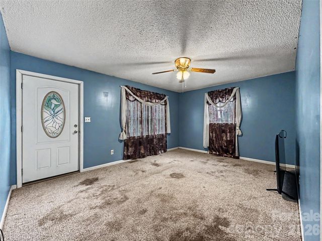 169 Hemingway Lane, Statesville, NC 28625