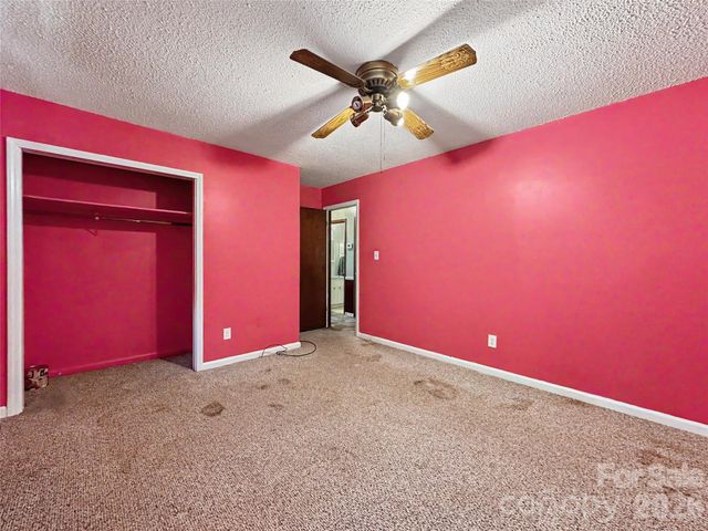 169 Hemingway Lane, Statesville, NC 28625