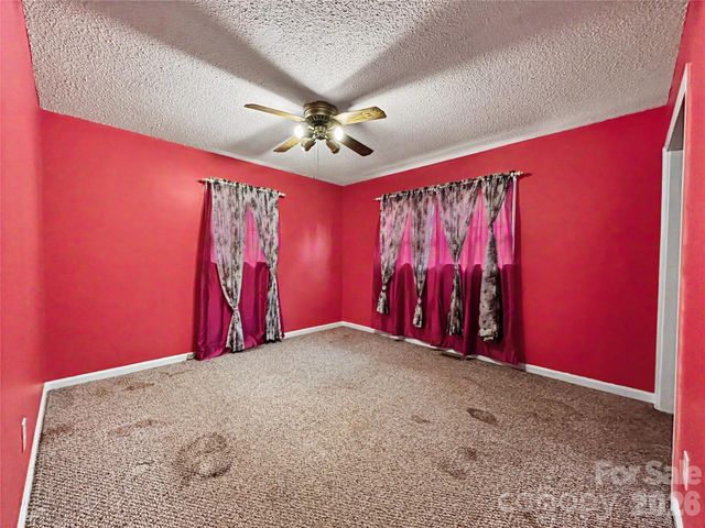 169 Hemingway Lane, Statesville, NC 28625