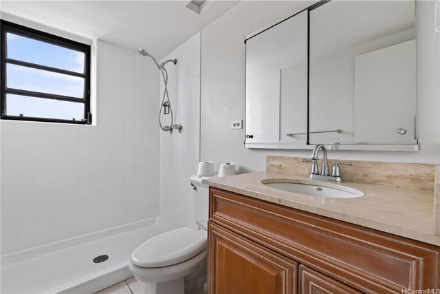 1314 Victoria Street 502, Honolulu, HI 96814
