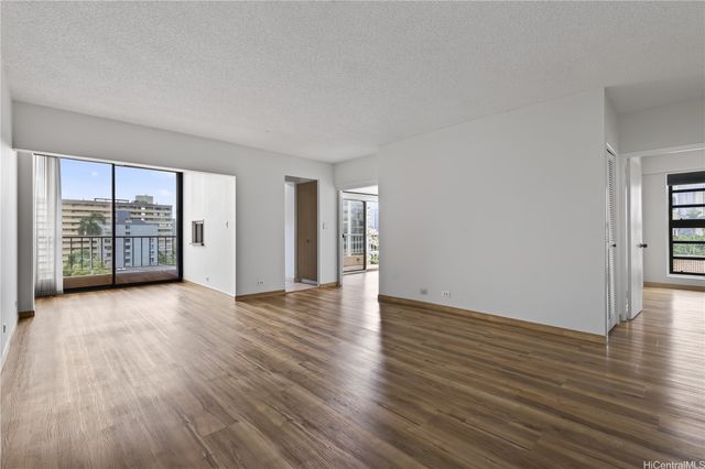 1314 Victoria Street 502, Honolulu, HI 96814