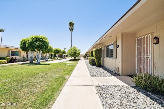 10921 W SANTA FE Drive, Sun City, AZ 85351