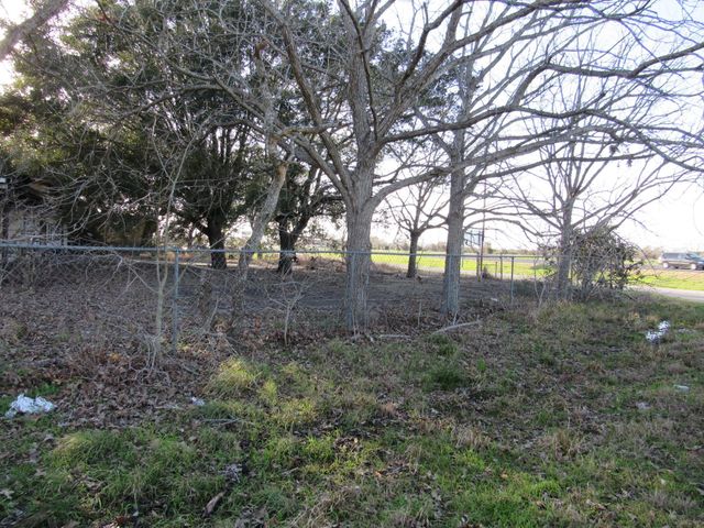 1103 Us Highway 59 N, Edna, TX 77957