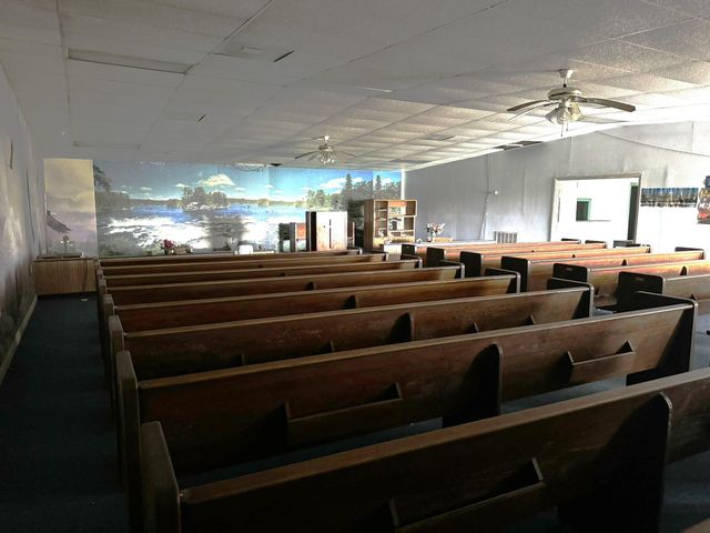 1103 Us Highway 59 N, Edna, TX 77957