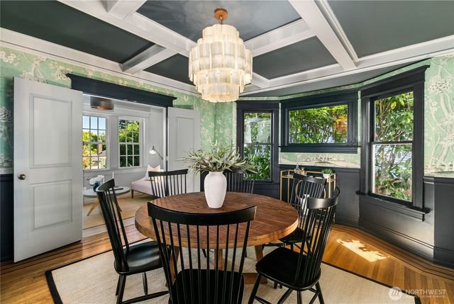 918 18th Avenue E, Seattle, WA 98122