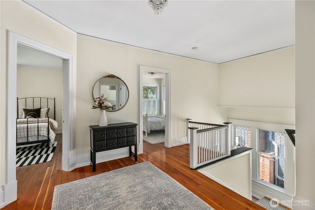 918 18th Avenue E, Seattle, WA 98122