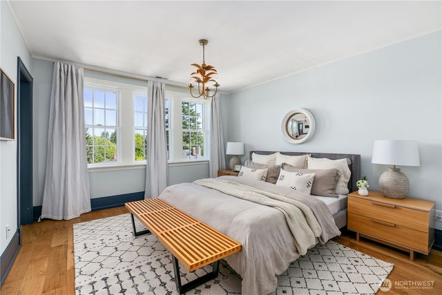 918 18th Avenue E, Seattle, WA 98122