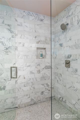 918 18th Avenue E, Seattle, WA 98122