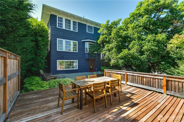 918 18th Avenue E, Seattle, WA 98122