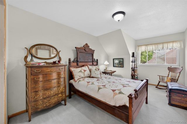 8093 S Vermejo Peak, Littleton, CO 80127