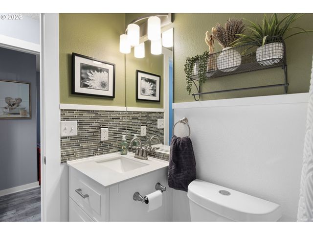 1360 ANDERSEN Ln, Eugene, OR 97404