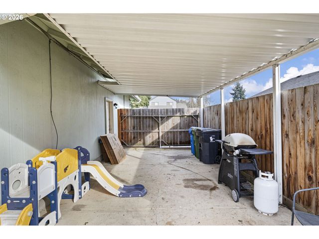 1360 ANDERSEN Ln, Eugene, OR 97404