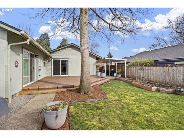 1360 ANDERSEN Ln, Eugene, OR 97404