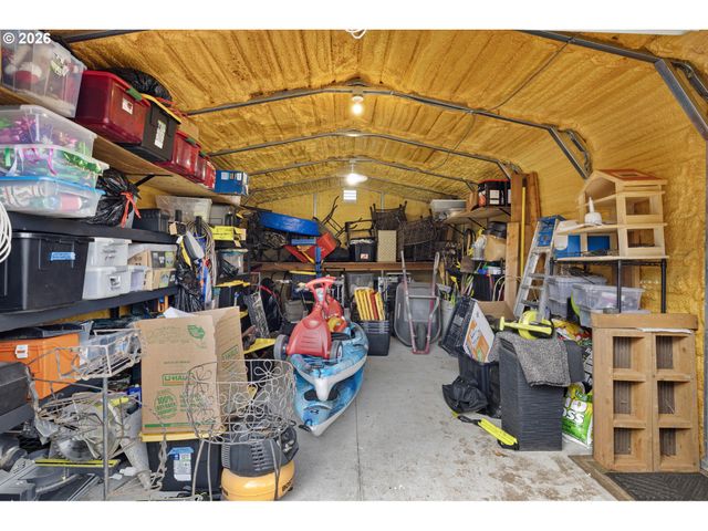 1360 ANDERSEN Ln, Eugene, OR 97404