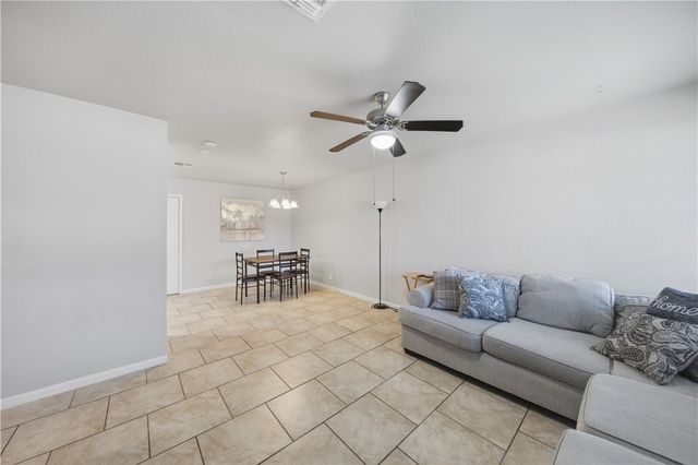 1430 Madrid, Corpus Christi, TX 78416