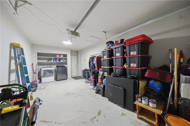 1430 Madrid, Corpus Christi, TX 78416
