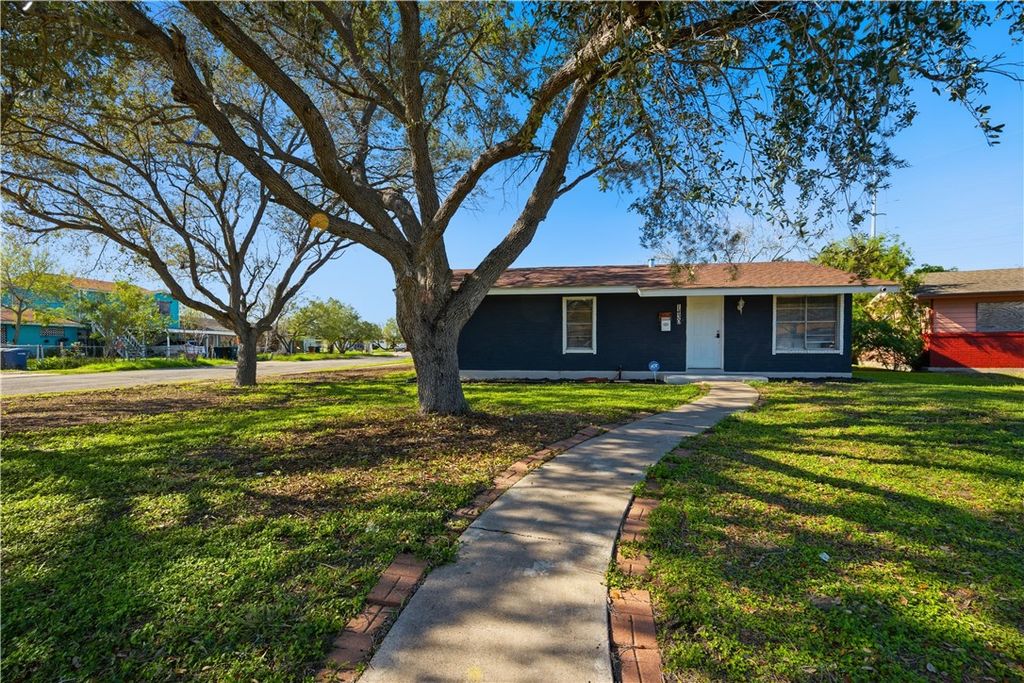 1430 Madrid, Corpus Christi, TX 78416