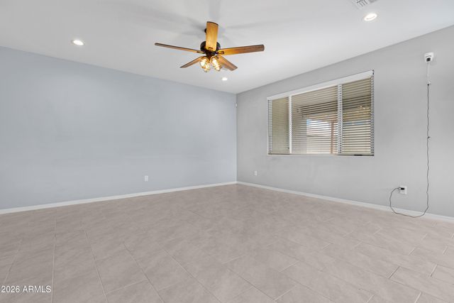 7910 W PUEBLO Avenue, Phoenix, AZ 85043