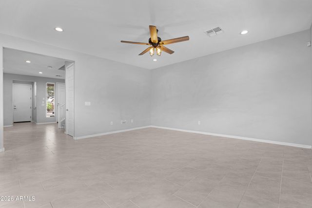 7910 W PUEBLO Avenue, Phoenix, AZ 85043
