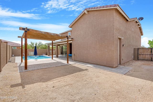 7910 W PUEBLO Avenue, Phoenix, AZ 85043