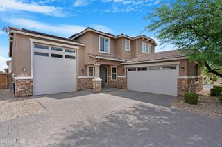7910 W PUEBLO Avenue, Phoenix, AZ 85043