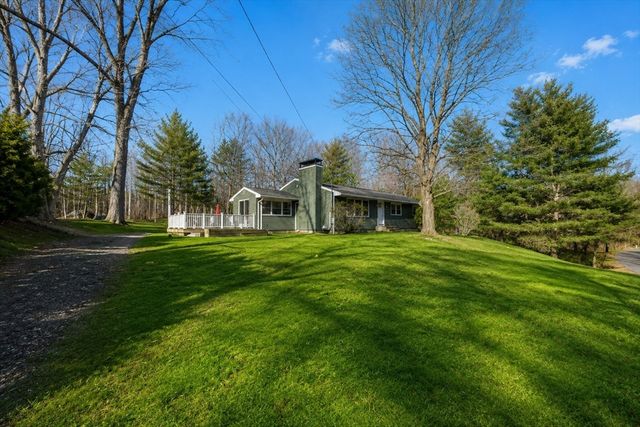 3 Santom St, Auburn, MA 01501