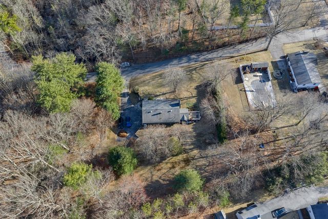 3 Santom St, Auburn, MA 01501