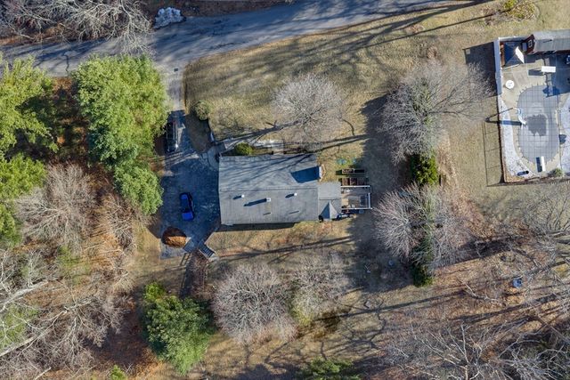3 Santom St, Auburn, MA 01501