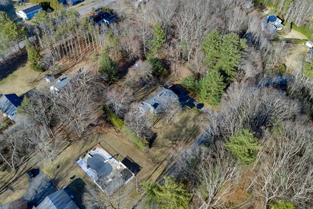 3 Santom St, Auburn, MA 01501