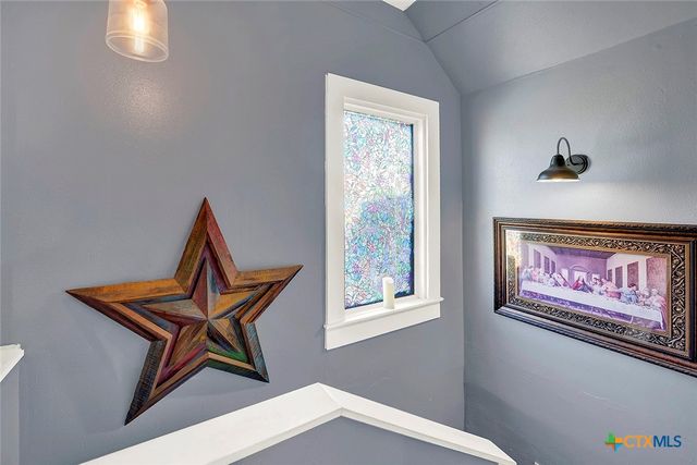 205 Brinkoeter Street, Poth, TX 78147