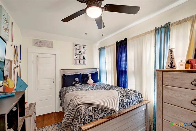 205 Brinkoeter Street, Poth, TX 78147