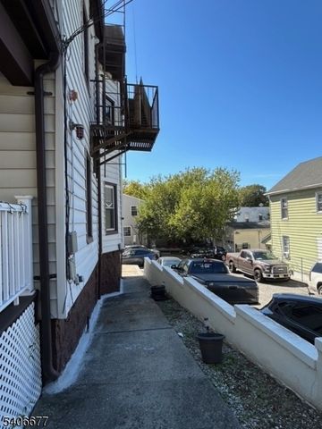 1219 51St St, North Bergen Twp., NJ 07047