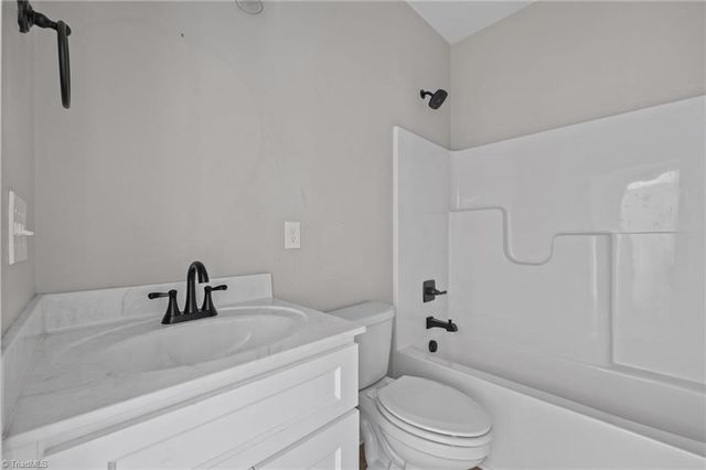 6450 Whites Chapel Road, Staley, NC 27355