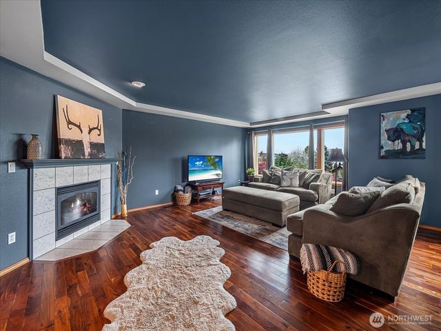 15220 197th Street E, Orting, WA 98360