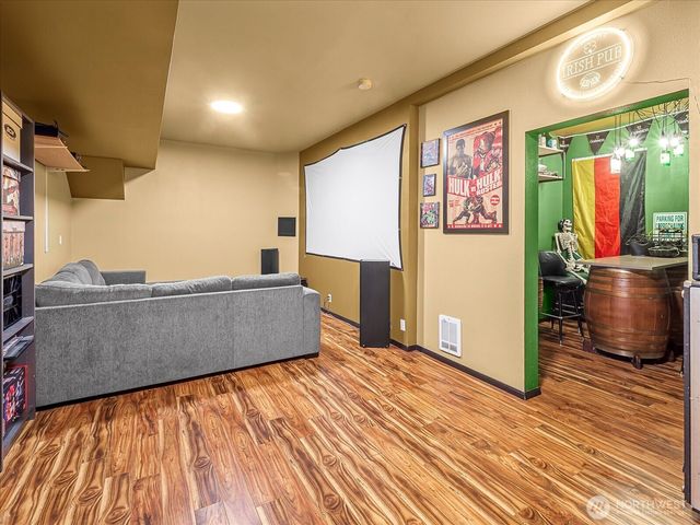 15220 197th Street E, Orting, WA 98360