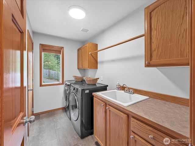 15220 197th Street E, Orting, WA 98360
