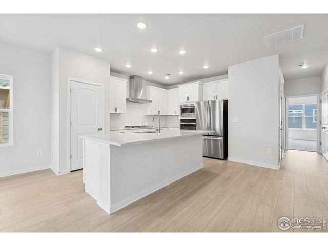 6340 Deerfoot Dr, Loveland, CO 80538