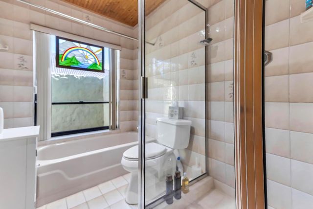 11721 NW 23rd Street, Plantation, FL 33323