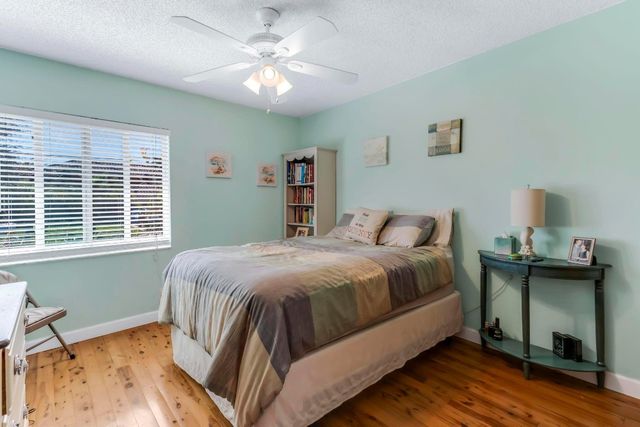 11721 NW 23rd Street, Plantation, FL 33323