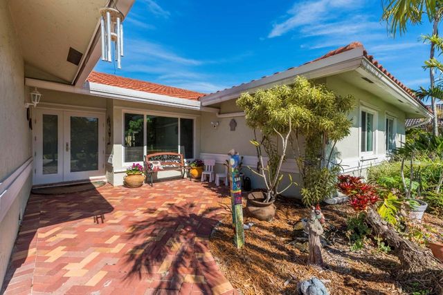 11721 NW 23rd Street, Plantation, FL 33323